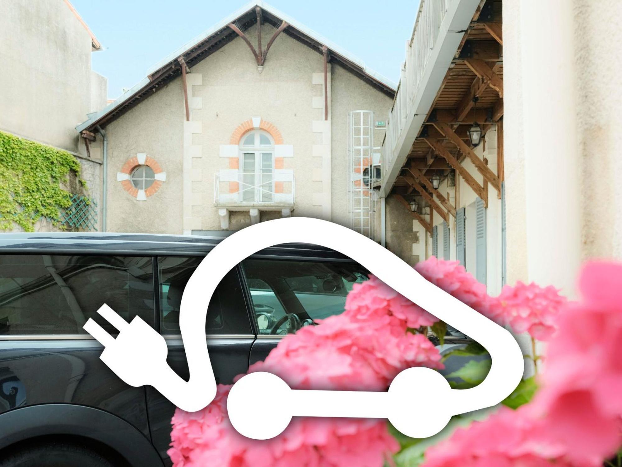 Logis Hotel De L'Europe Poitiers Zewnętrze zdjęcie