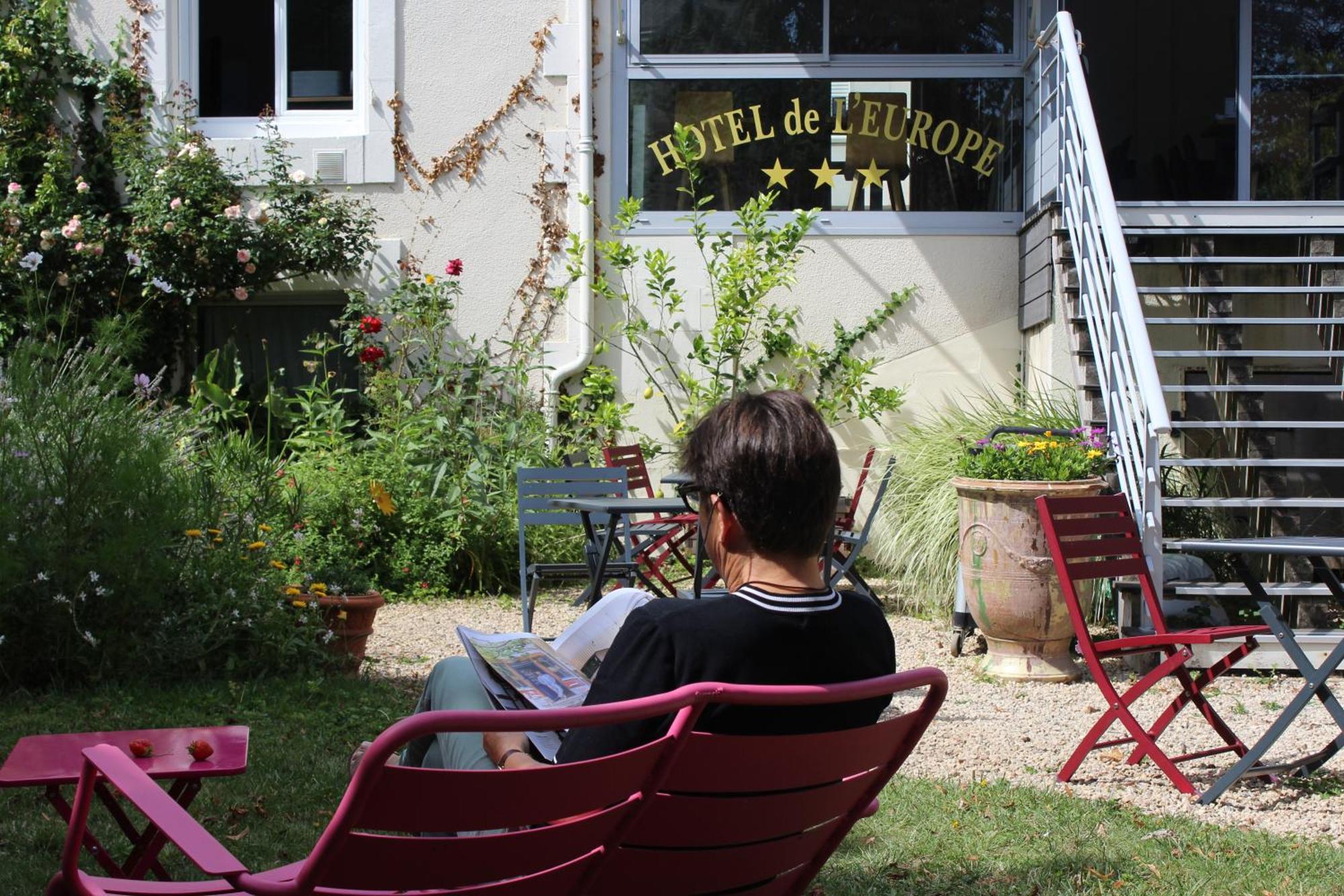 Logis Hotel De L'Europe Poitiers Zewnętrze zdjęcie