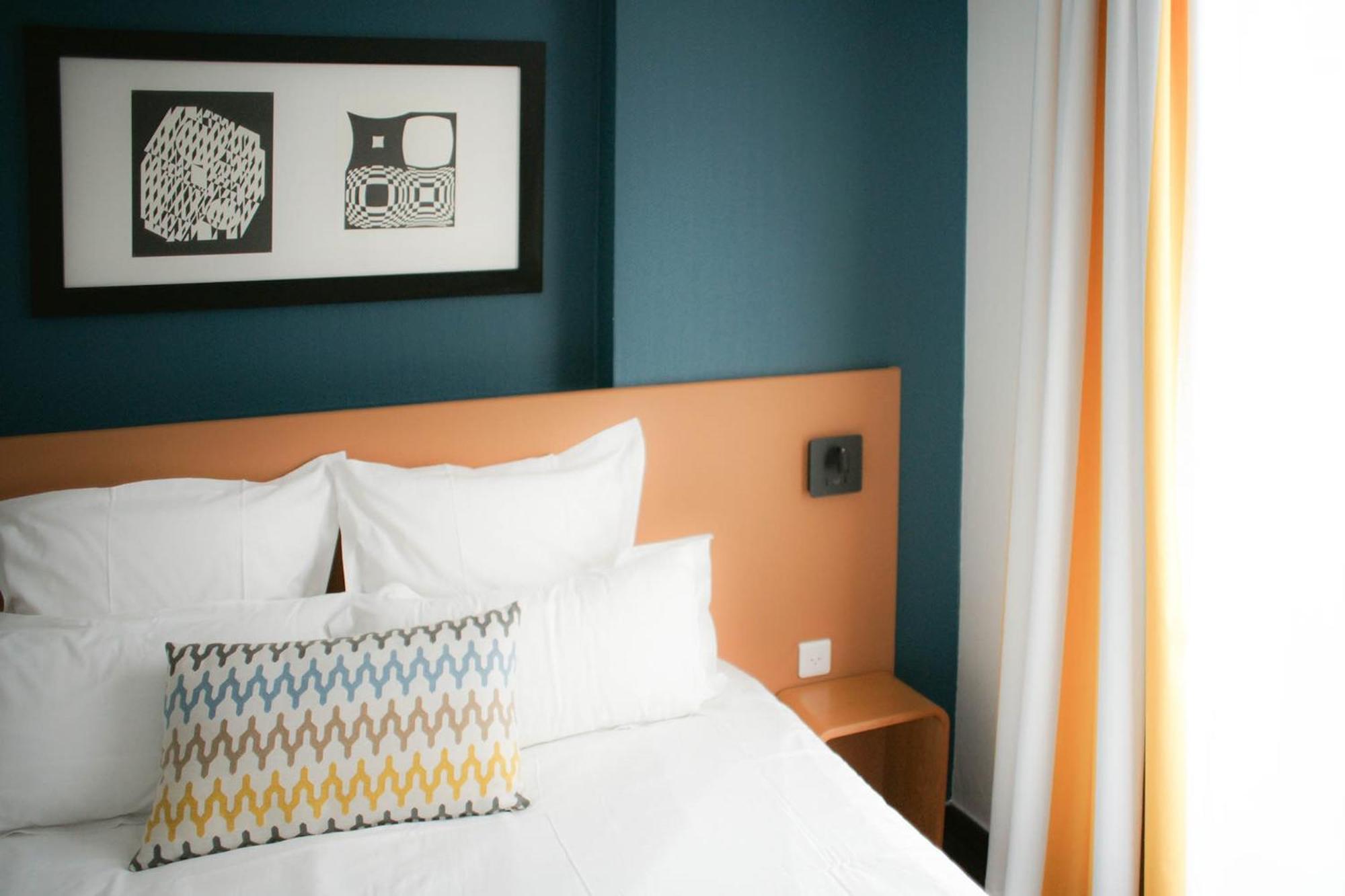 Logis Hotel De L'Europe Poitiers Pokój zdjęcie