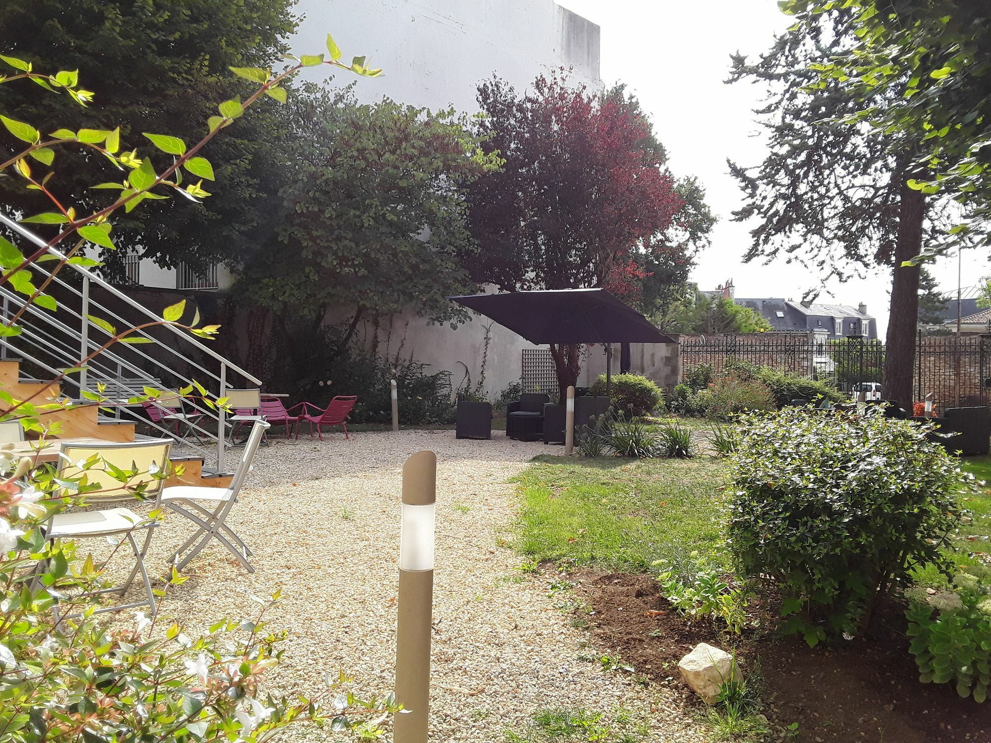 Logis Hotel De L'Europe Poitiers Zewnętrze zdjęcie
